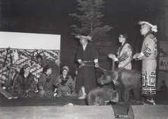 9th302E1E3地区年次大会-412-美唄-19630524-26_32_余興・・・アイヌのクマ祭り・登別から熊5頭をつれて来た