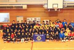 そらち-20161112_田中姿子プロ講師のバレーボール教室（子供達の真剣な顔が印象的）
